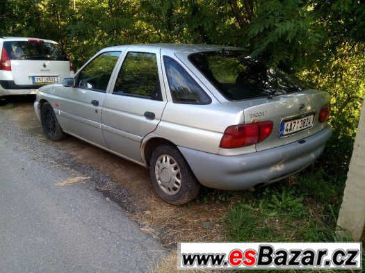 Ford Escort 1.8TD Ghia – fotografie 2