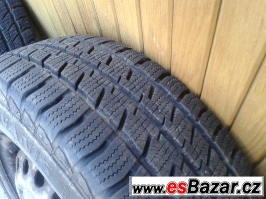 5x112 Plech.disky 15 + zimní pneu 195/70/15 C 104/102 – fotografie 2