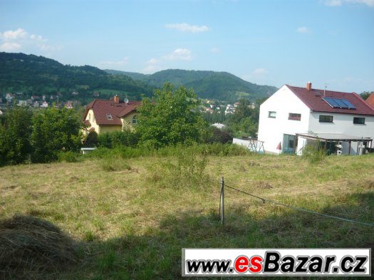 Stavební parcela Velké Březno – fotografie 4