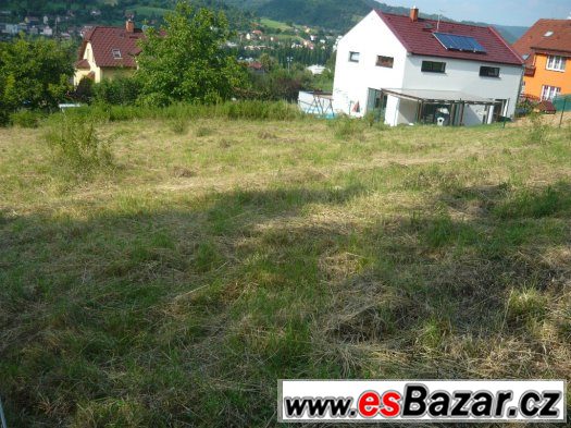 Stavební parcela Velké Březno – fotografie 5