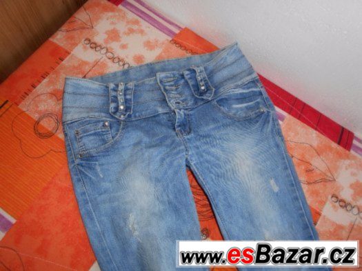 úplně nové slimfit džíny od zn:Amisu vel:38 – fotografie 2