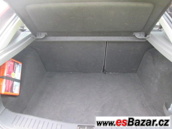 Ford Focus 1,8 TDCi Ghia – fotografie 4