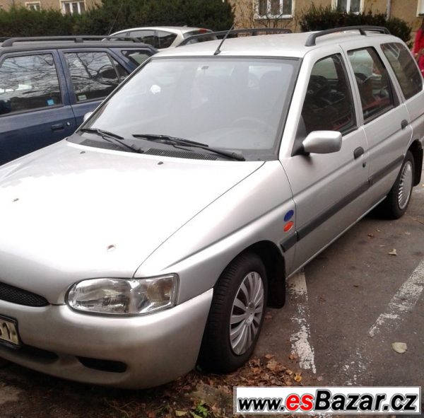 Ford Escort kombi 1,6i 16V – fotografie 1