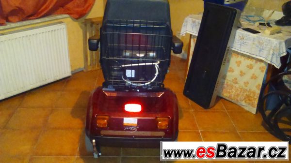 Elektrický invalidní skútr  – fotografie 4