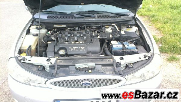 Ford Mondeo ST200 – fotografie 7