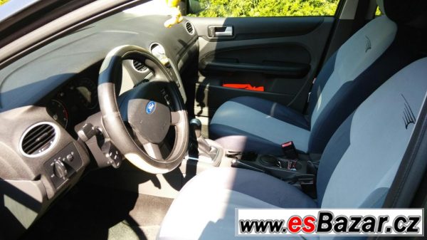 Ford FocusII kombi 1.6 16V 74kW LPG – fotografie 4