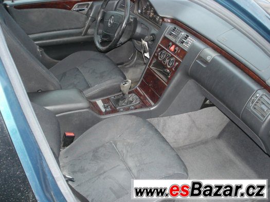 Mercedes Benz E 230 W210 – fotografie 4