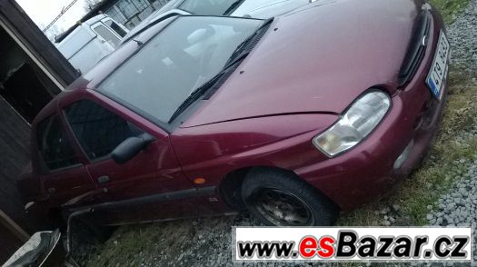 Ford Escort 1.8 TD combi,1.8 D sedan a 1.6 16V – fotografie 2