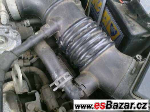 Prodám Mazdu 323 Sedan 1,5 16V EKO zaplaceno, STK 05/2016 – fotografie 4