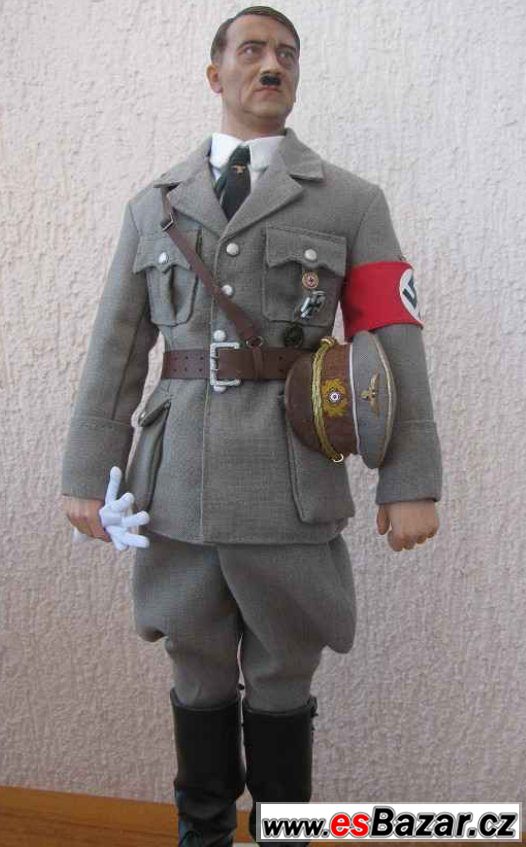 Figurka Hitler – fotografie 1