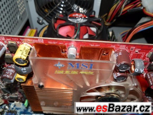 P4 2,8 GHz, 1 GB RAM, 250 GB HDD, 17" – fotografie 3