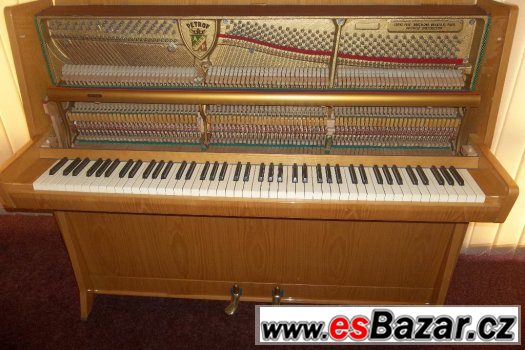 Pianino Petrof   s dopravou  zdarma do 100 km. – fotografie 5