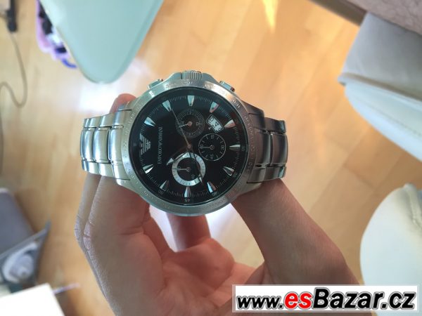 Emporio Armani hodinky – fotografie 1