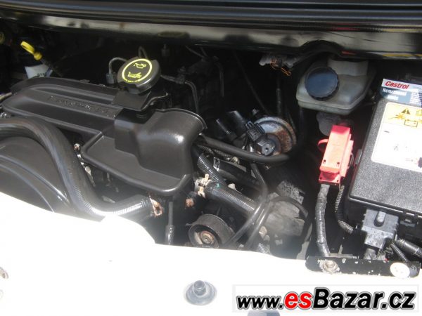 Ford Tranzit – fotografie 6