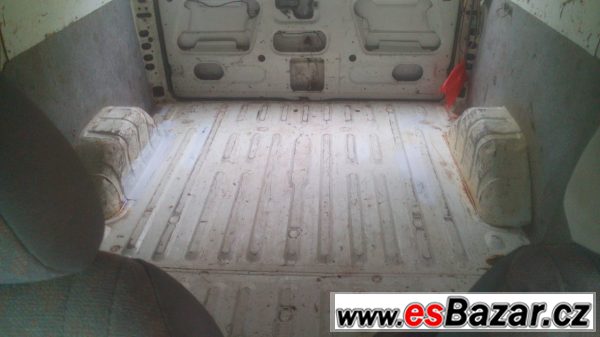   Ford Transit 2.5 D – fotografie 2