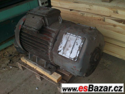 elektromotor 40kw 960ot – fotografie 1