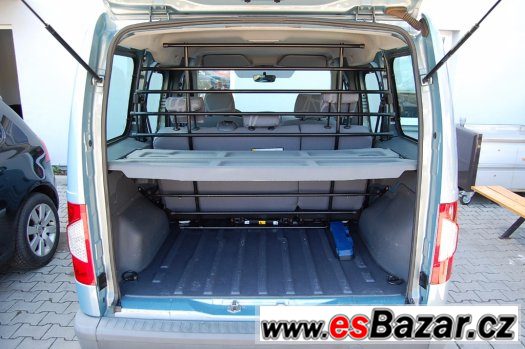 Ford Tourneo Connect 1.8 TDCi – fotografie 3
