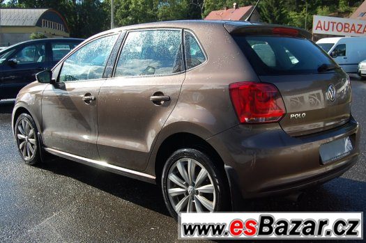 Volkswagen Polo 1.6 TDI Highline - TOP STAV – fotografie 2