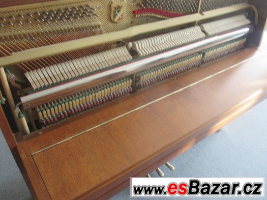 Klavír, piano, pianino PETROF – fotografie 2