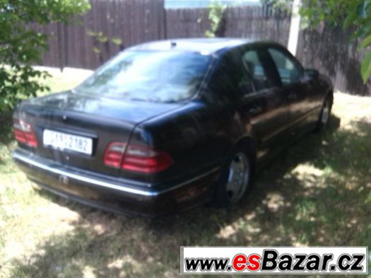 Mercedes W210 220CDI – fotografie 1