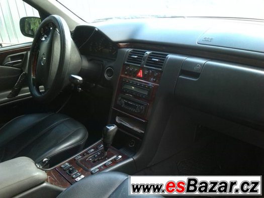 Mercedes W210 220CDI – fotografie 2