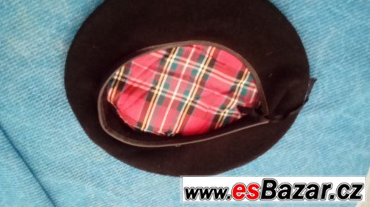 Prodám páský baret 2ks – fotografie 2