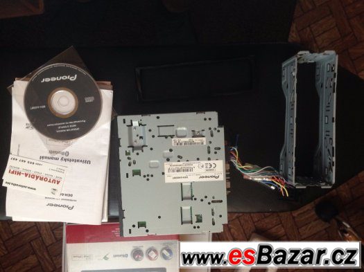 Pioneer DEH-6400BT – fotografie 2