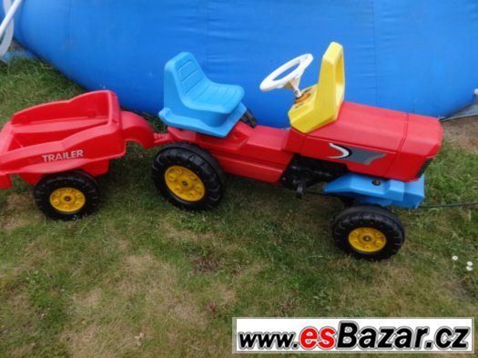 Šlapací traktor s vlekem zn. BIG 3-8 LET – fotografie 3
