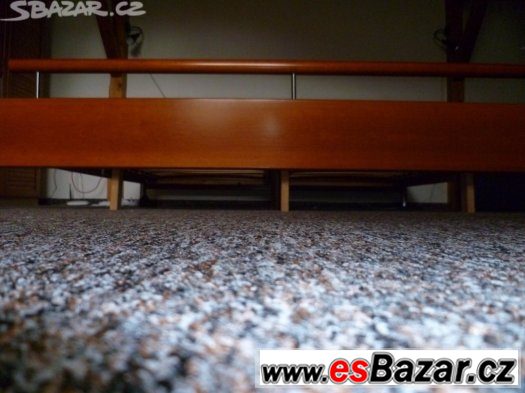Postel z masivu 200 x 200 cm – fotografie 3