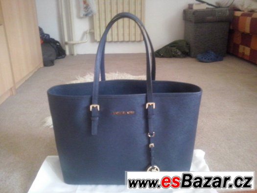 Krásná nová Michael Kors tmavě modré barvy – fotografie 1