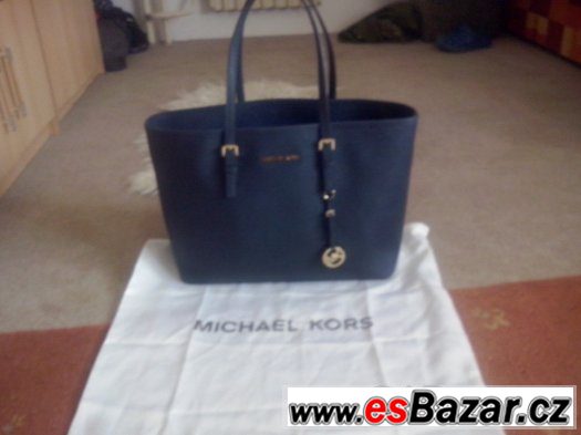 Krásná nová Michael Kors tmavě modré barvy – fotografie 2