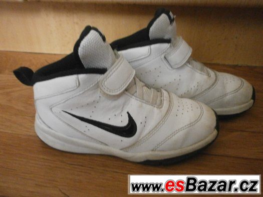 kotníčkové botičky NIKE vel.27,stélka 17cm – fotografie 1