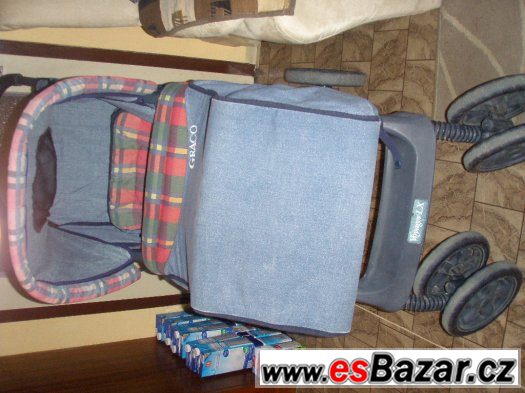 Autosedačka s golfkami Graco – fotografie 2