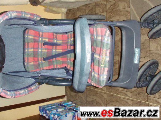 Autosedačka s golfkami Graco – fotografie 3