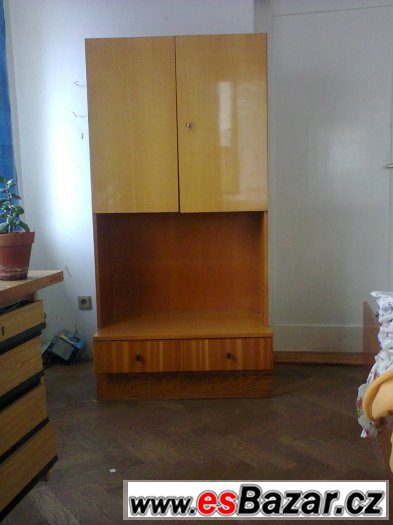 Sada 3 skříní – fotografie 1