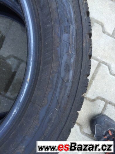 PRODÁM 2 KUSY ZIMNÍ PNEU TOYO 185/60/15" – fotografie 2