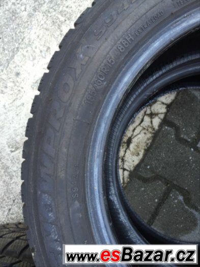 PRODÁM 2 KUSY ZIMNÍ PNEU TOYO 185/60/15" – fotografie 3