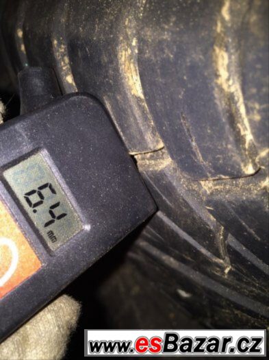 OBUTÁ LETNÍ SADA KOL NA FORD 14" 185/60/14 – fotografie 4