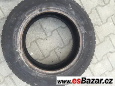 PRODÁM ZIMNÍ PNEU GOODYEAR 195/65/15"