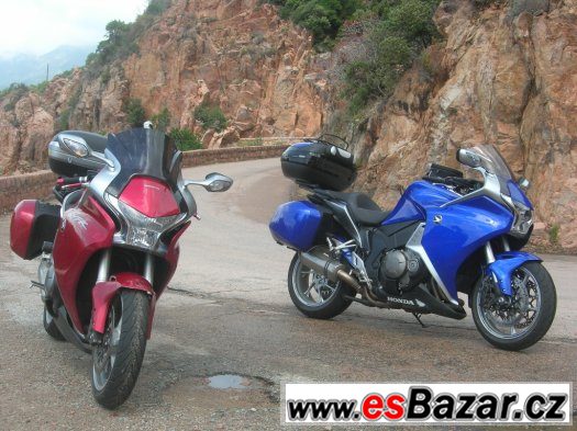 Honda VFR 1200 F – fotografie 5