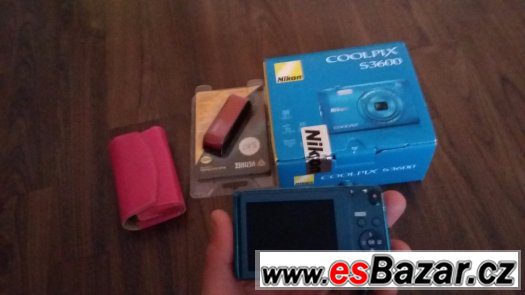 Digitální kompakt Nikon Coolpix S3600 modrý – fotografie 2