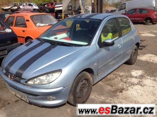 Prodám levně náhradní díly na Peugeot 206 1.4i 55kw – fotografie 1