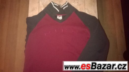mikina NIKE – fotografie 1