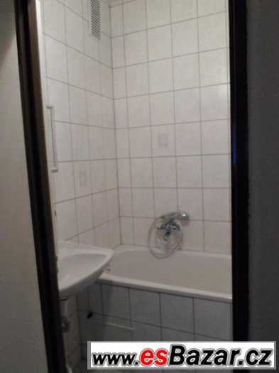 Prodej bytu Hroznětín 3+1 první patro+garáž – fotografie 4