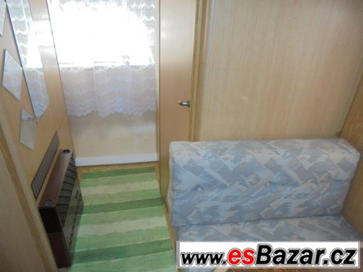 Obytný přívěs - karavan  LMC 450. – fotografie 4
