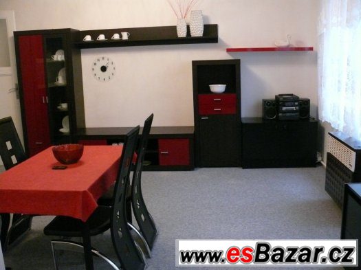 Pronájem BEZ PROVIZE 2+kk /60m 2.p P-7 U Průhonu – fotografie 1