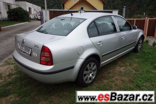 Superb 1,9 TDi 74 kW, manuál – fotografie 1