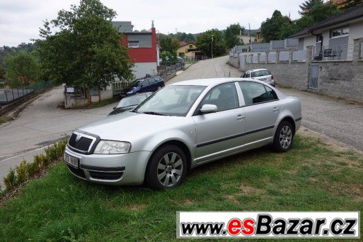 Superb 1,9 TDi 74 kW, manuál – fotografie 4