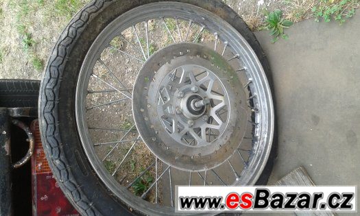 yuki darker 400 – fotografie 1