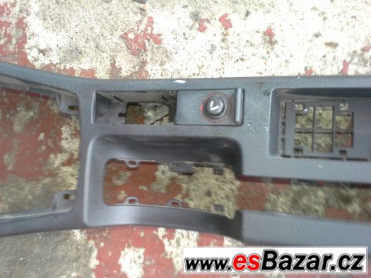 středový tunel audi A4 B7 2005 - 2008 – fotografie 2